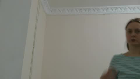 Snapshot of sun_sparkle chatting on 02.24.26 Olivia online show from 02.24.26