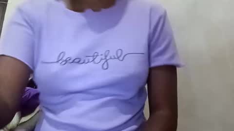 Snapshot of sunali_jain03 chatting on 12.19.25 sunali_jain03 online show from 12.19.25