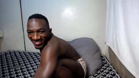 Snapshot of sunboyz20 chatting on 01.04.25 Danie Pius online show from 01.04.25