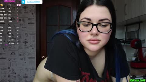 Tina. Im topless model  online show from 01.13.25