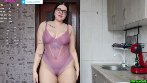 Tina. Im topless model  online show from 01.21.25