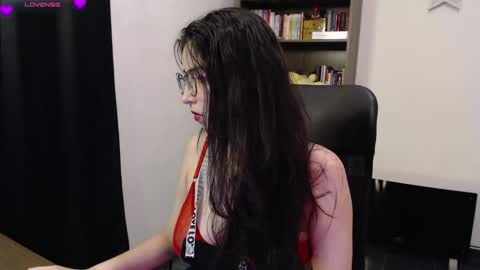 Snapshot of sunflower_uwu chatting on 12.03.24 violetta online show from 12.03.24