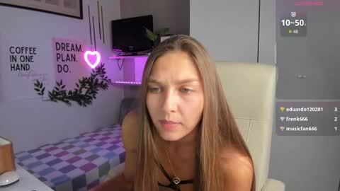 Snapshot of sunlightsofia chatting on 10.11.25 Sofia online show from 10.11.25
