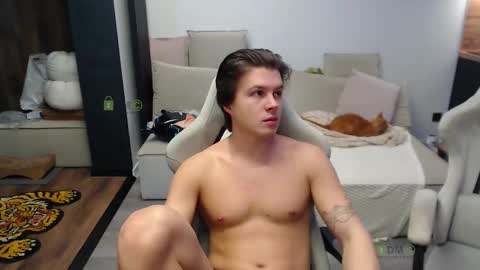 Alice and Sergey online show from 01.06.26