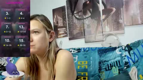 Snapshot of sunny__sammy chatting on 10.19.25 Sammy online show from 10.19.25