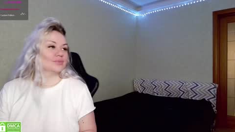 Snapshot of sunny_mood chatting on 01.03.25 sunny mood online show from 01.03.25