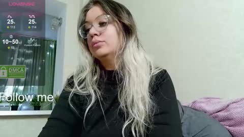 sunny mood online show from 12.14.25