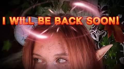 Snapshot of sunny_mouse chatting on 11.25.25 Sunny online show from 11.25.25