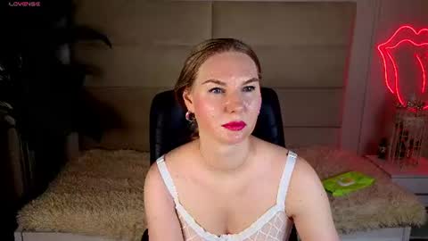 Snapshot of sunny_nicoleee chatting on 07.05.26 sunny_nicoleee online show from 07.05.26