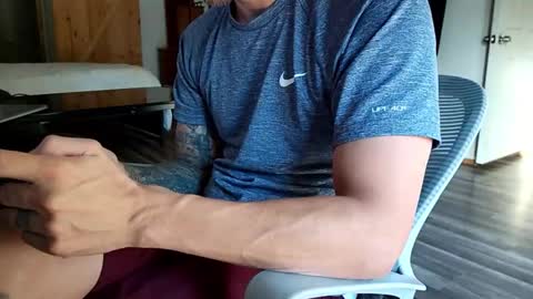 sunny valentine online show from 10.24.25