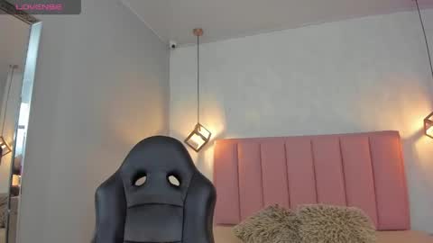  S U N N Y online show from 04.16.26