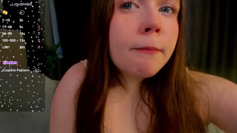 Snapshot of sunnyrisha chatting on 01.30.25 Risha online show from 01.30.25