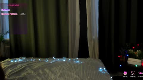 Snapshot of sunnyrisha chatting on 02.08.25 Risha online show from 02.08.25