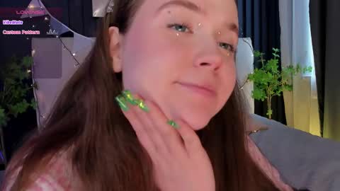 Snapshot of sunnyrisha chatting on 02.22.25 Risha online show from 02.22.25