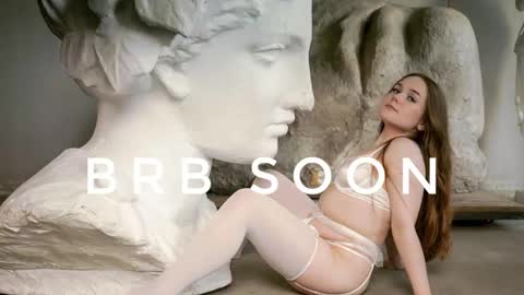 Snapshot of sunnyrisha chatting on 02.24.25 Risha online show from 02.24.25