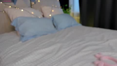 Snapshot of sunnyrisha chatting on 03.03.25 Risha online show from 03.03.25