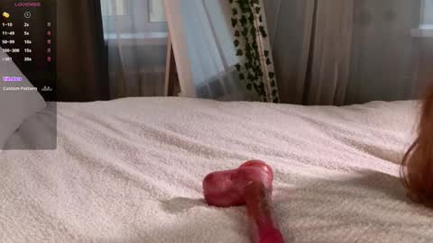 Snapshot of sunnyrisha chatting on 09.19.25 Risha online show from 09.19.25