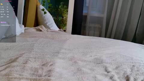 Snapshot of sunnyrisha chatting on 10.10.25 Risha online show from 10.10.25