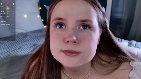 Snapshot of sunnyrisha chatting on 10.11.25 Risha online show from 10.11.25