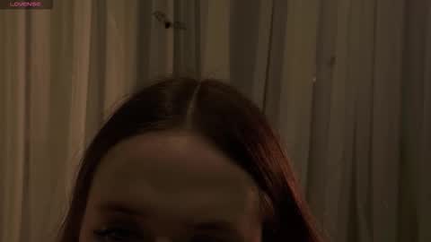 Snapshot of sunnyrisha chatting on 11.04.25 Risha online show from 11.04.25