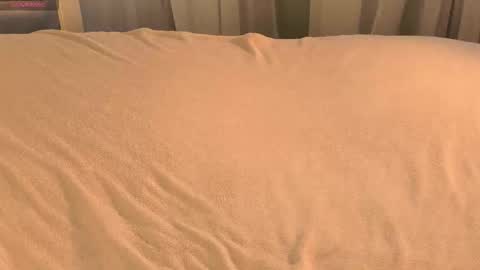 Snapshot of sunnyrisha chatting on 11.14.25 Risha online show from 11.14.25