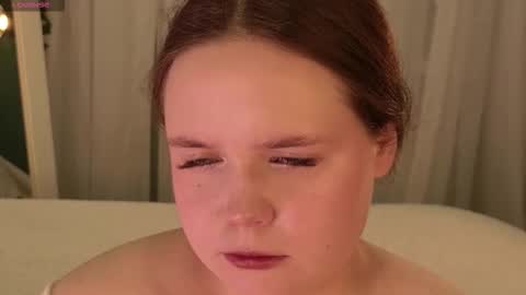 Snapshot of sunnyrisha chatting on 11.16.25 Risha online show from 11.16.25