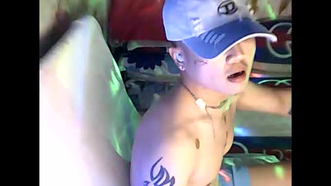 Snapshot of sunnytoplove6969 chatting on 10.03.25 sunnytoplove6969 online show from 10.03.25