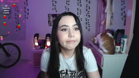 Snapshot of sunset_pienk chatting on 01.16.26 Sunset online show from 01.16.26