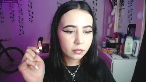 Snapshot of sunset_pienk chatting on 02.11.26 Sunset online show from 02.11.26