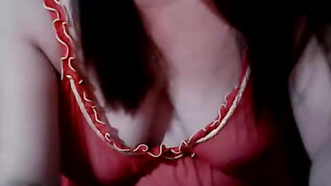 Snapshot of sunshine_38 chatting on 01.11.25 sunshine_38 online show from 01.11.25