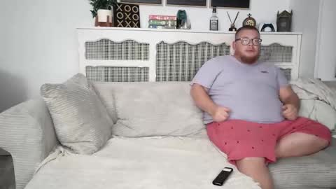 Snapshot of sunshine_diddy chatting on 03.08.25 Ava online show from 03.08.25