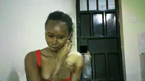 Snapshot of sunshine_g chatting on 09.25.25 Sunshine online show from 09.25.25