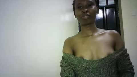 Snapshot of sunshine_g chatting on 10.30.25 Sunshine online show from 10.30.25