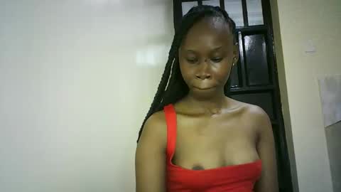 Snapshot of sunshine_g chatting on 11.08.25 Sunshine online show from 11.08.25