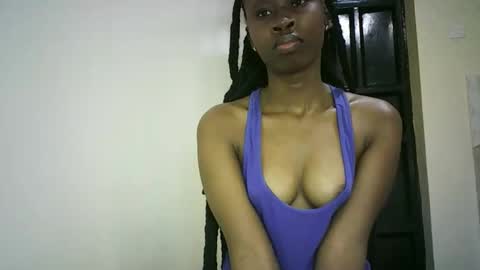 Snapshot of sunshine_g chatting on 11.15.25 Sunshine online show from 11.15.25