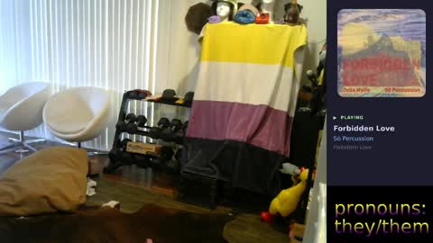 im not actually a man my pronouns are theythem online show from 05.13.26
