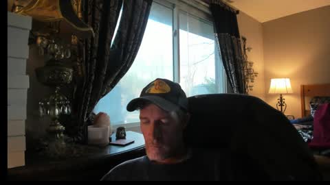 Snapshot of supasoakyou chatting on 12.19.24 supasoakyou online show from 12.19.24