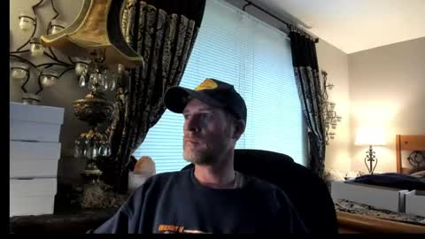 Snapshot of supasoakyou chatting on 12.20.24 supasoakyou online show from 12.20.24