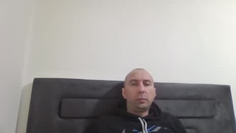 super42835015 online show from 12.30.24