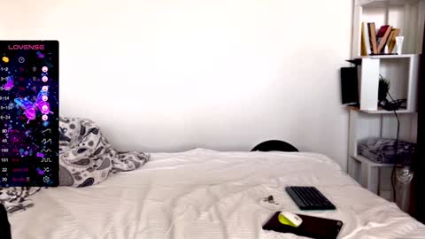 ANNApvt open full info in bio online show from 12.21.24