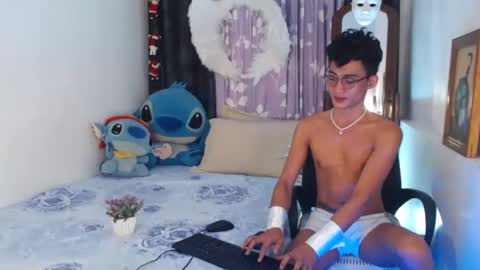 GAY online show from 01.16.25