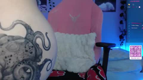 Snapshot of superbdolls chatting on 02.28.25 Milana Scarlett online show from 02.28.25