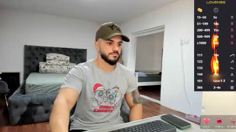 Snapshot of supermanboyxxl chatting on 01.14.26 supermanboyxxl online show from 01.14.26