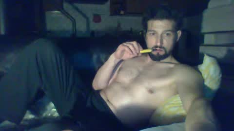 Snapshot of supertrampo3 chatting on 02.22.25 supertrampo3 online show from 02.22.25