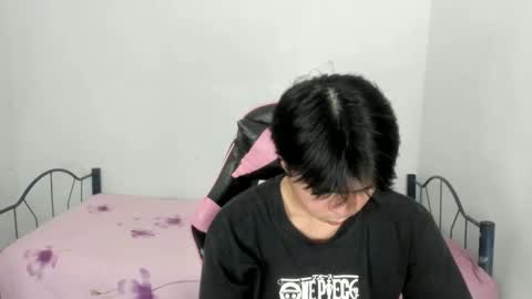 Snapshot of supr4m0 chatting on 10.27.25 supr4m0 online show from 10.27.25