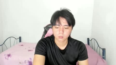 Snapshot of supr4m0 chatting on 10.31.25 supr4m0 online show from 10.31.25