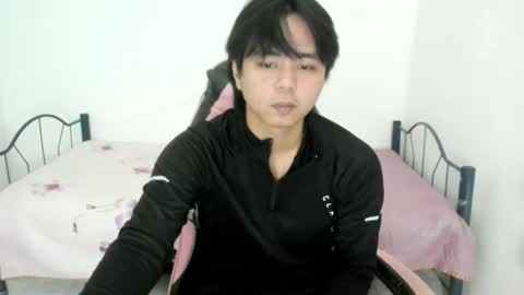 Snapshot of supr4m0 chatting on 11.19.25 supr4m0 online show from 11.19.25