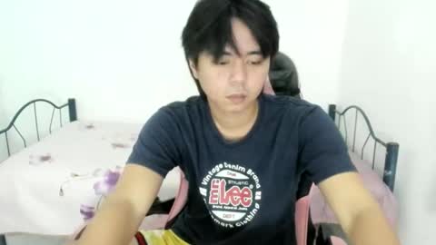 Snapshot of supr4m0 chatting on 11.20.25 supr4m0 online show from 11.20.25