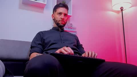 supreme_alpha_ online show from 11.17.25