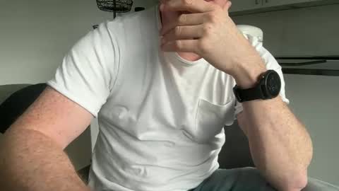 Snapshot of surfstar81 chatting on 11.20.25 surfstar81 online show from 11.20.25